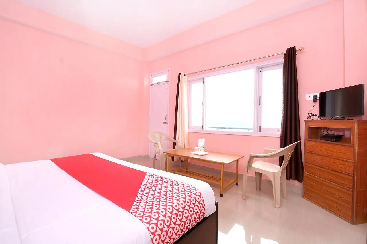 Apartment Oyo 11892 Home 2Rk Shimla Hills Homestay India
