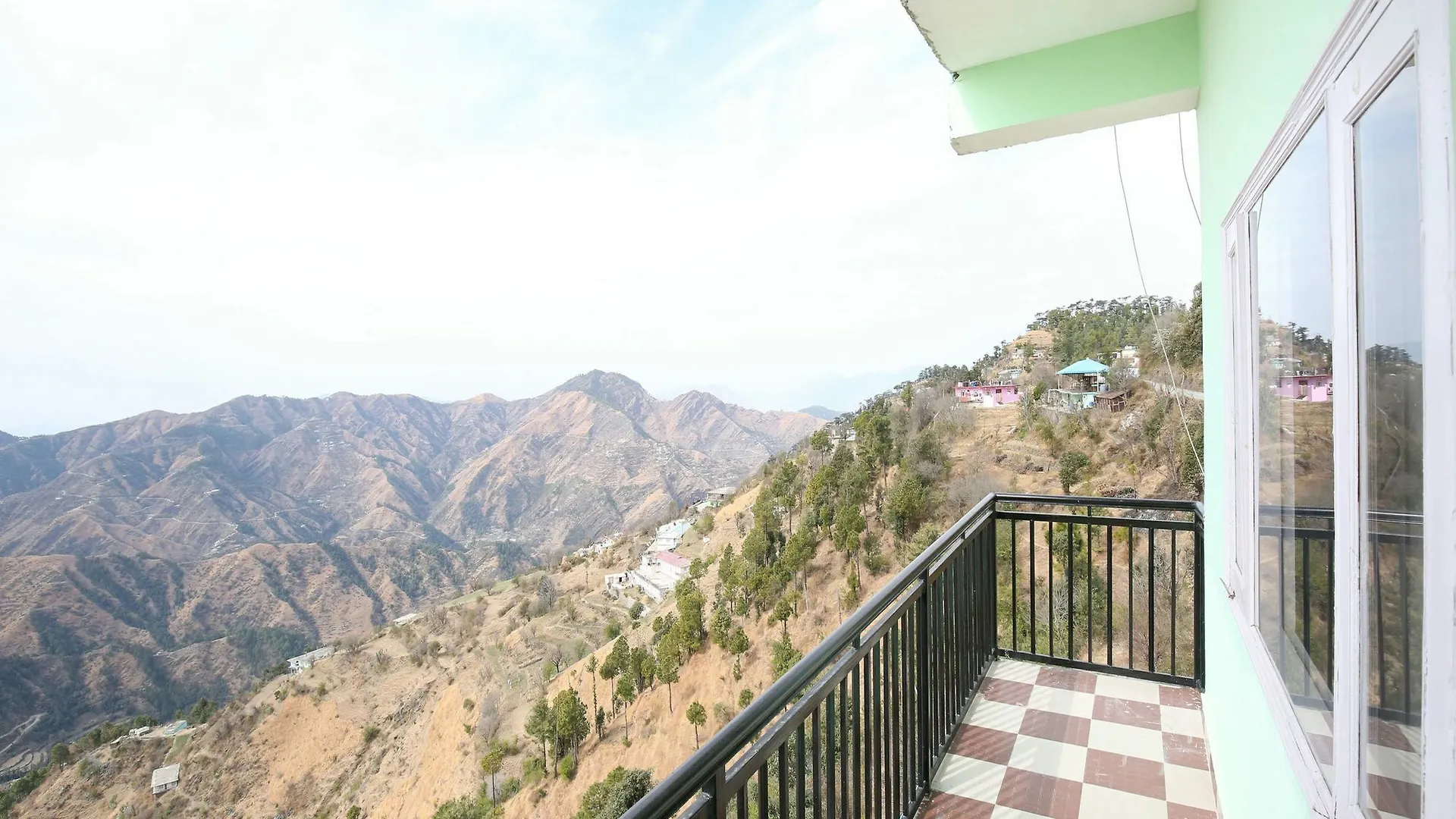 Oyo 11892 Home 2Rk Shimla Hills Homestay India